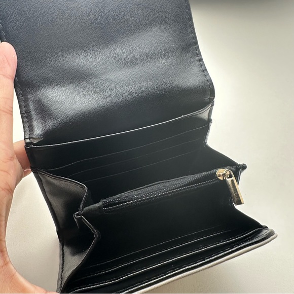 Marc New York Gray and Black Leather Wallet - Picture 6 of 7